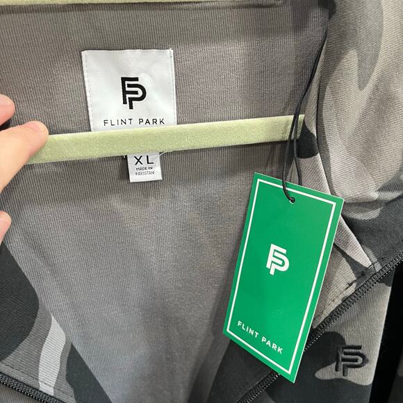 NWT Flint Park Court Tennis Zip-Up Jacket Men's Size XL in Black & Gray Camo - Picture 2 of 7